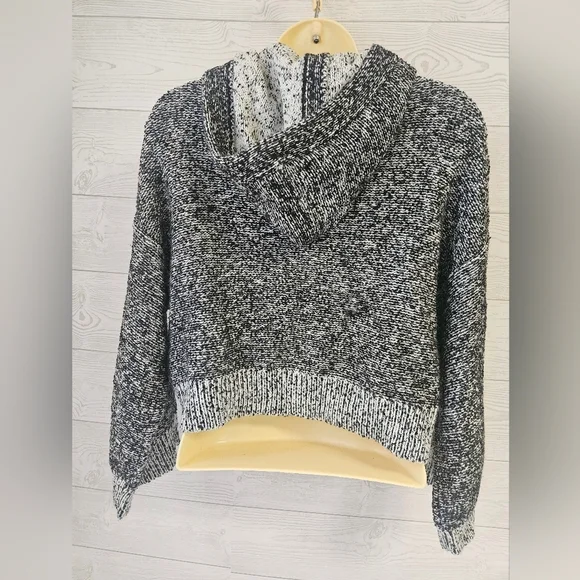 Anthropologie Ruby Moon Women's cropped hooded sweater XS Gray - Picture 4 of 8